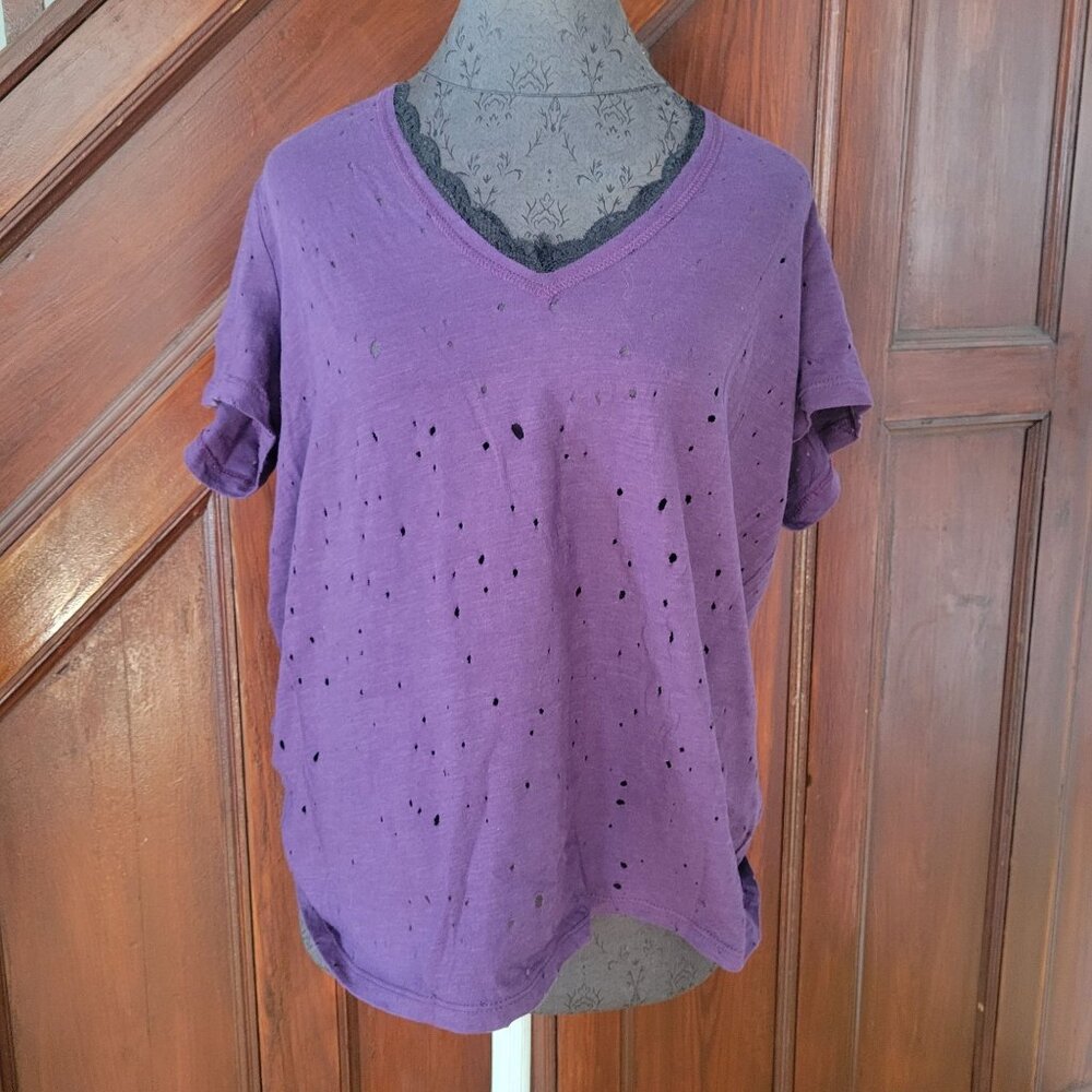 Torrid Distressed Purple Short Sleeve V-Neck T-Shirt With Lace Details 0 Large
